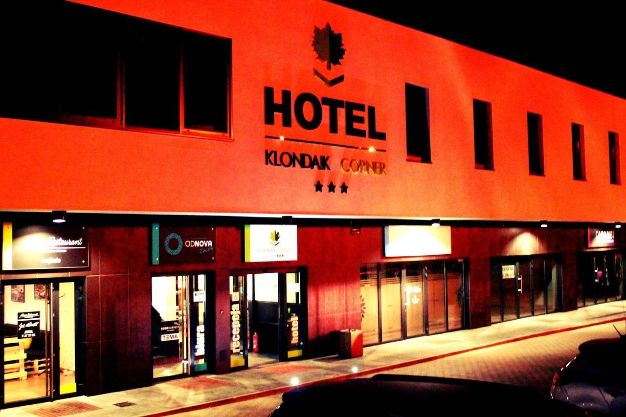 Hotel Klondaik Corner Warka Extérieur photo