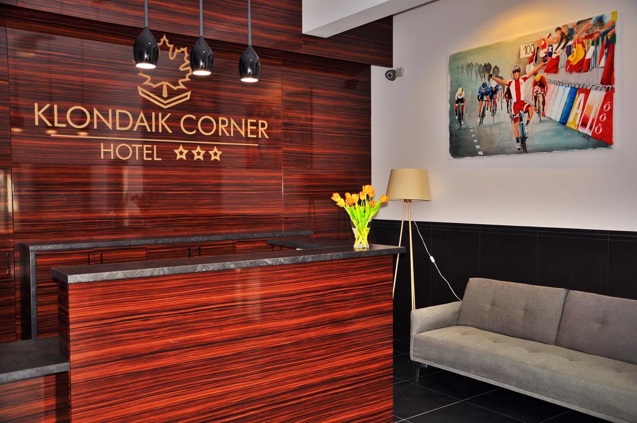 Hotel Klondaik Corner Warka Extérieur photo